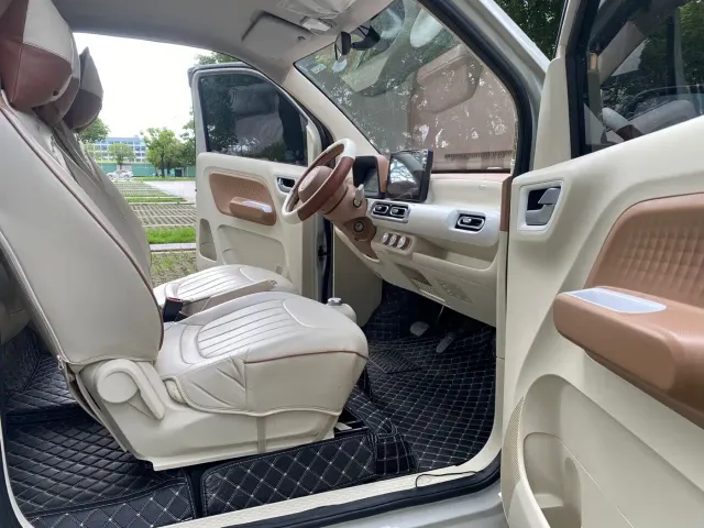 Wuling Hongguang Mini EV — Фото автомобиля 7