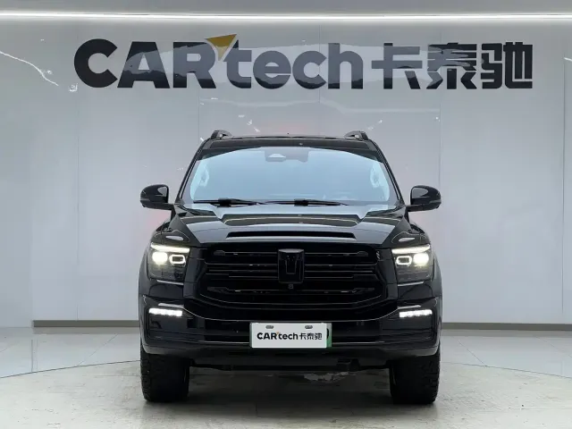 Tank Tank 500 EV 2024 Hi4-T Black Warrior Edition — Фото автомобиля 3
