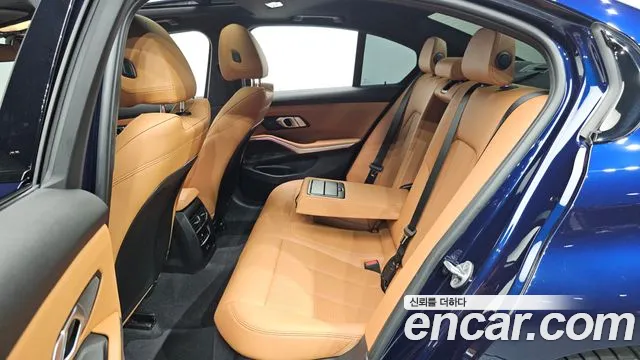BMW 3-Series 3 серия (G20) 320i M Sport — Фото автомобиля 23