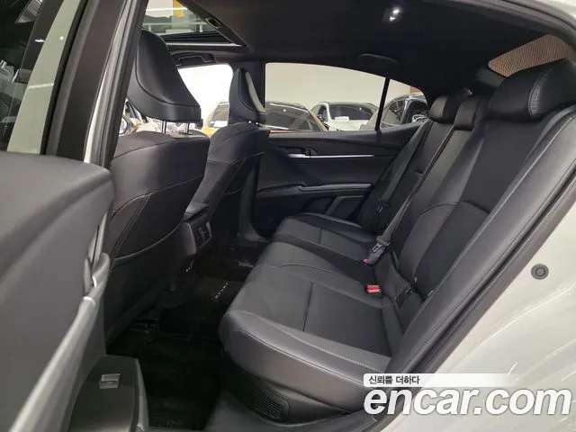 Toyota Camry XV80 — Фото автомобиля 11
