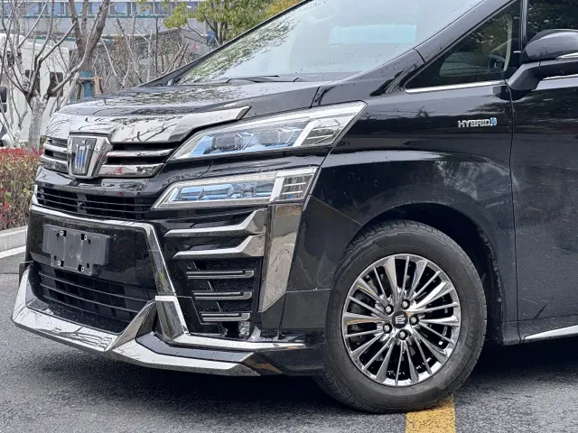 Toyota Vellfire — Фото автомобиля 6