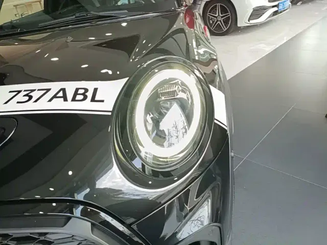 MINI John Cooper Works — Фото автомобиля 23