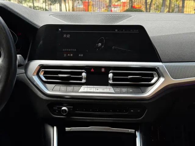 BMW 3 Series — Фото автомобиля 15