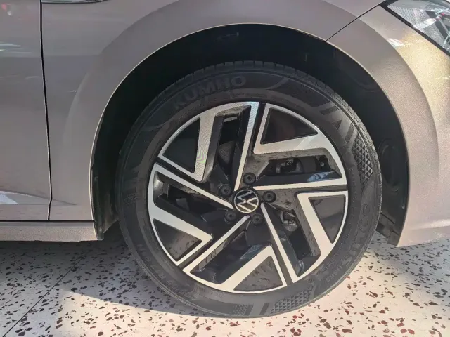 Volkswagen Sagitar — Фото автомобиля 20