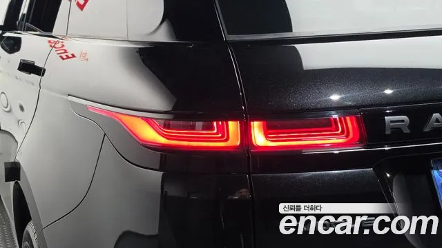 Land Rover Range Rover Evoque — Фото автомобиля 8