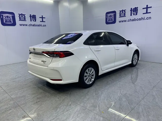 Toyota Corolla — Фото автомобиля 16