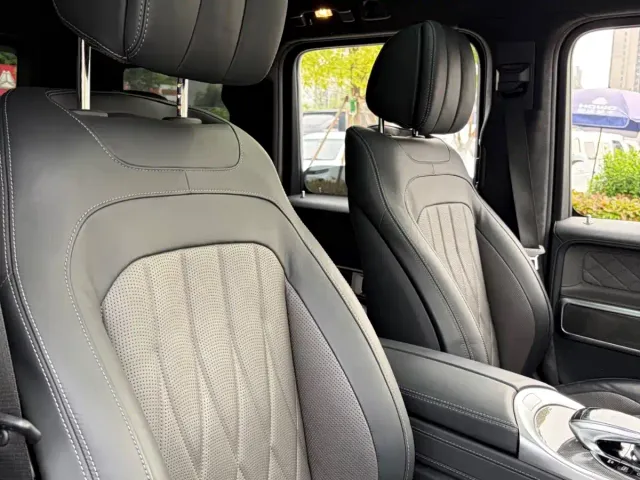 Mercedes-Benz G-Class — Фото автомобиля 14