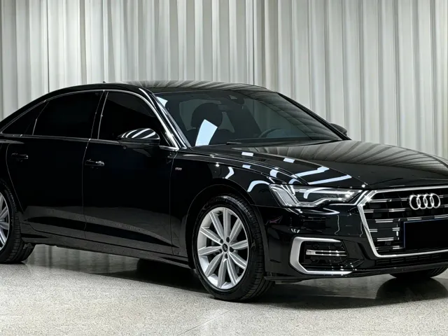 Audi A6L — Фото автомобиля 3