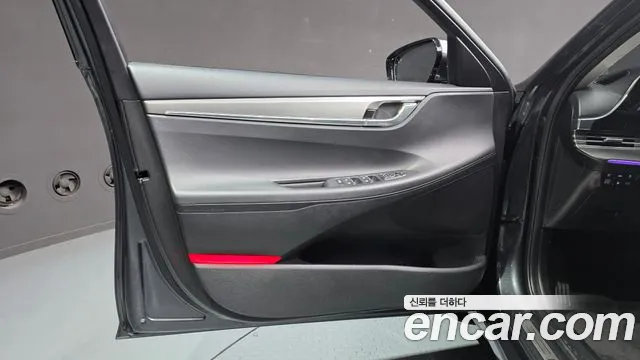 Hyundai Grandeur Новый Grandeur IG — Фото автомобиля 24