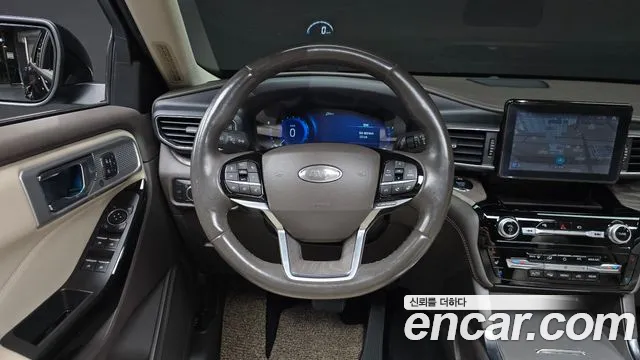 Ford Explorer Explorer 6 поколение 3.0 Platinum 4WD — Фото автомобиля 13