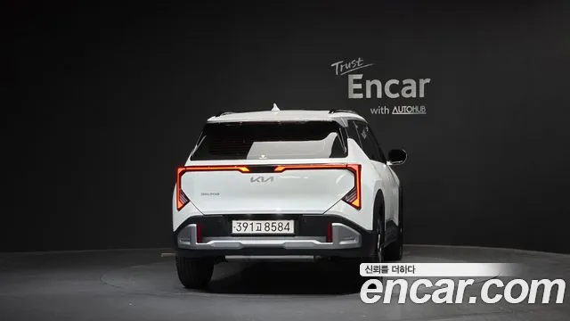 Kia Seltos Seltos 2 поколение Бензин 1.6T 2WD — Фото автомобиля 4