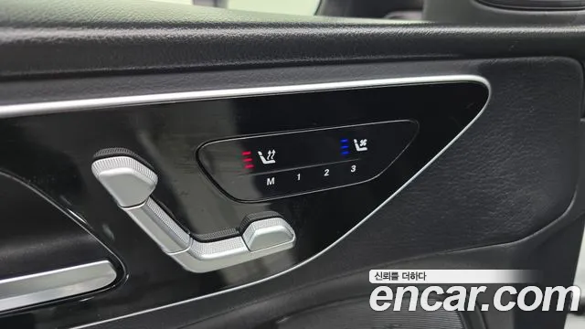 Mercedes-Benz C-Class — Фото автомобиля 28