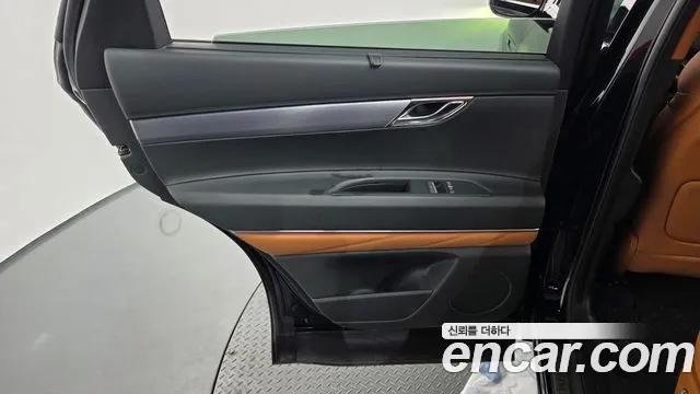 Genesis GV80 — Фото автомобиля 14