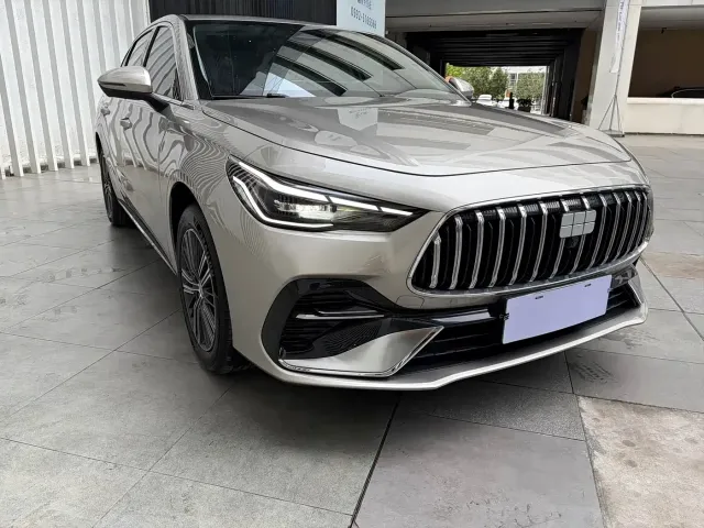 Geely Galaxy Stellar 6 — Фото автомобиля 13