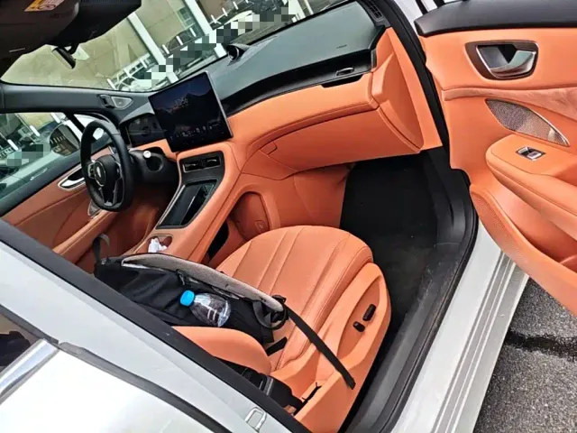 Shangjie SUV — Фото автомобиля 10
