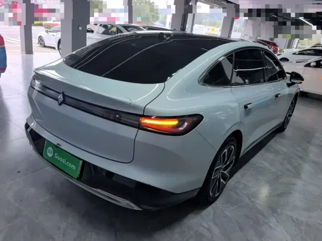 Baojun Xiangjing — Фото автомобиля 6