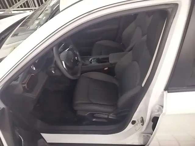 Dongfeng Yixuan GS — Фото автомобиля 15