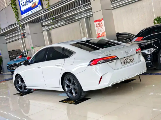 Honda Inspire — Фото автомобиля 3