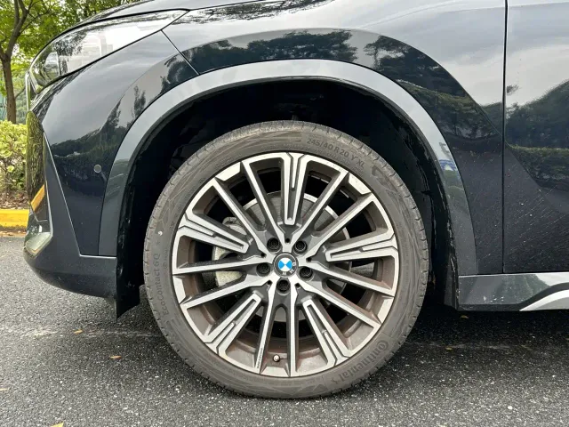 BMW X1 — Фото автомобиля 6