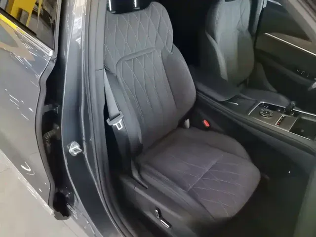 Geely Xingyue L — Фото автомобиля 24