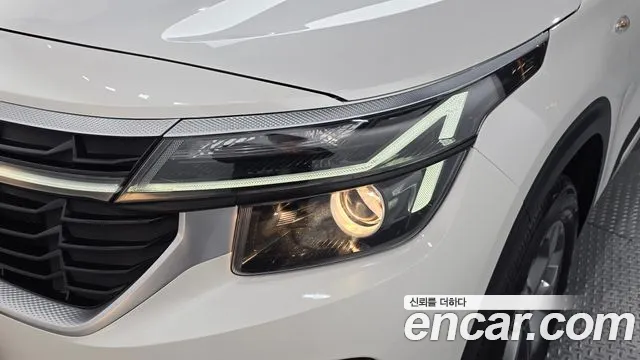 Kia Seltos — Фото автомобиля 7