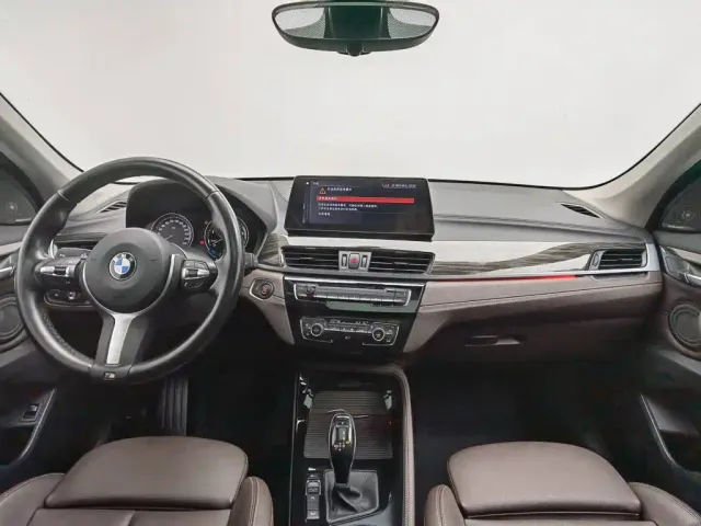 BMW X1 — Фото автомобиля 5