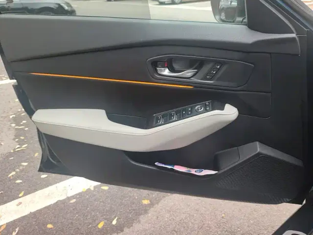 Honda Accord — Фото автомобиля 6