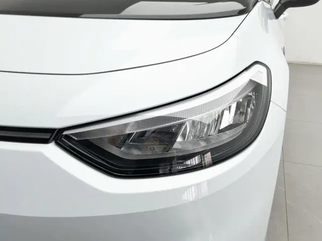 Volkswagen ID.3 — Фото автомобиля 7