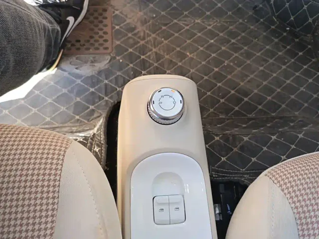 Wuling Hongguang Mini EV — Фото автомобиля 10