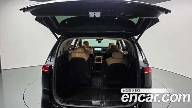 Kia Canival Carnival 4 поколение Дизель 9 мест Signature — Фото автомобиля 3
