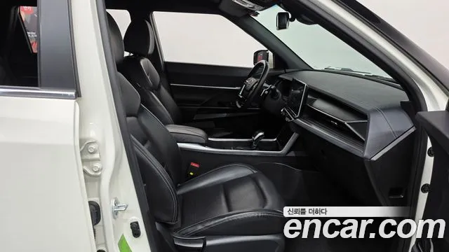 KG_Mobility_Ssangyong Torres Torres Бензин 1.5 2WD — Фото автомобиля 26