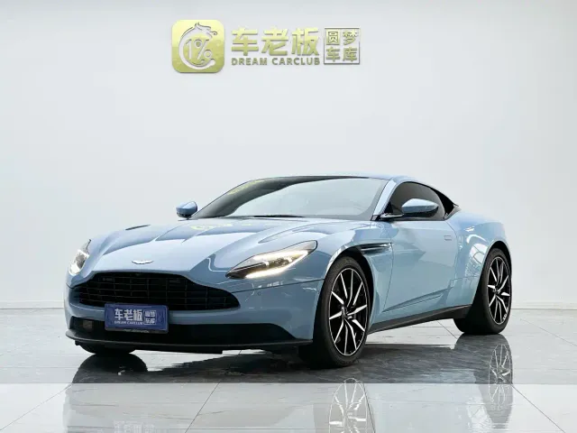 Фотография автомобиля — Aston Martin DB11