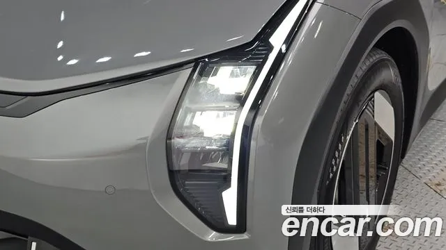 Kia EV4 — Фото автомобиля 7