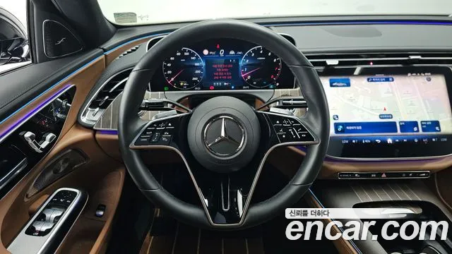 Mercedes-Benz E-Class — Фото автомобиля 13