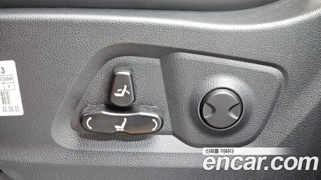 KG_Mobility_Ssangyong Rexton Новый Rexton Sport Дизель 2.2 4WD — Фото автомобиля 29