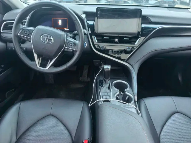 Toyota Camry — Фото автомобиля 5