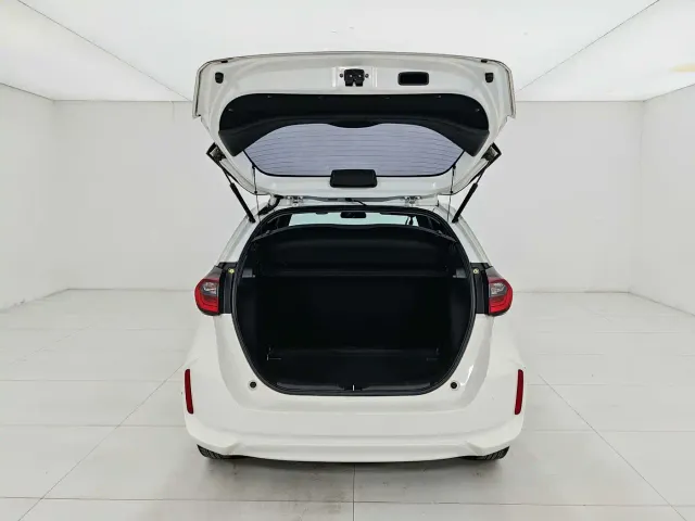 Honda Fit — Фото автомобиля 21