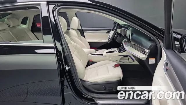 Hyundai Grandeur — Фото автомобиля 24