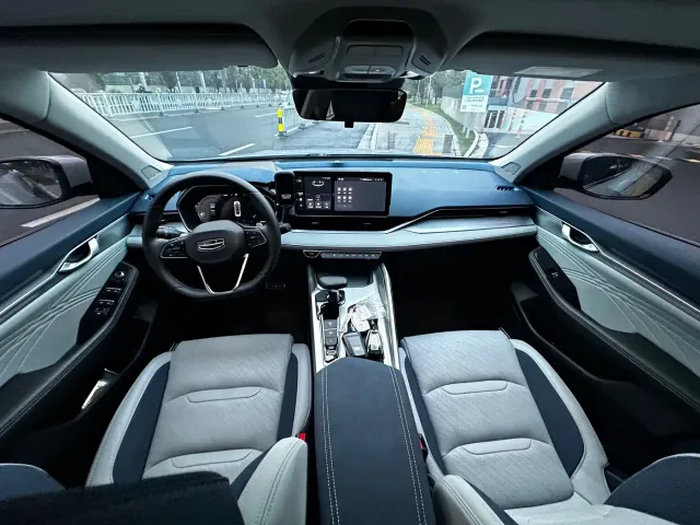 Geely Xingrui — Фото автомобиля 6