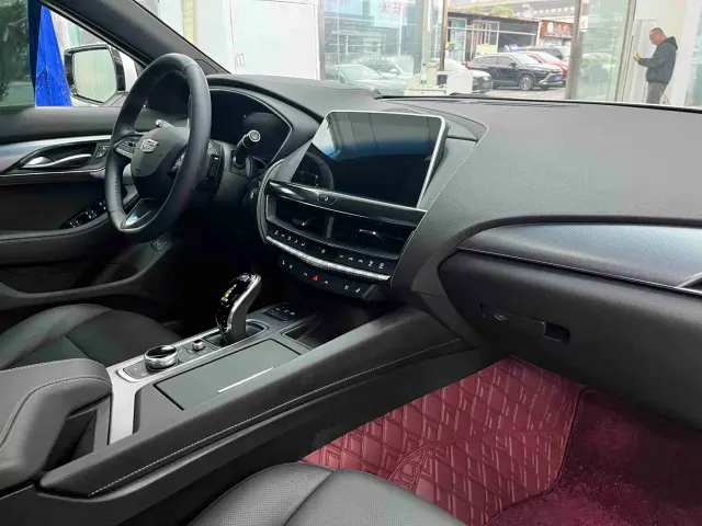 Cadillac CT5 — Фото автомобиля 8