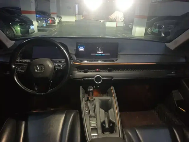 Honda Accord — Фото автомобиля 11