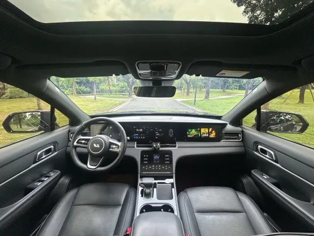 Li Auto ONE — Фото автомобиля 5