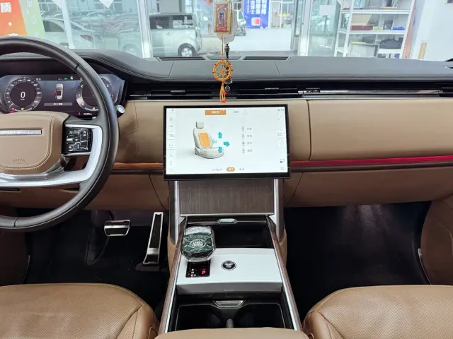 Land Rover Range Rover — Фото автомобиля 13