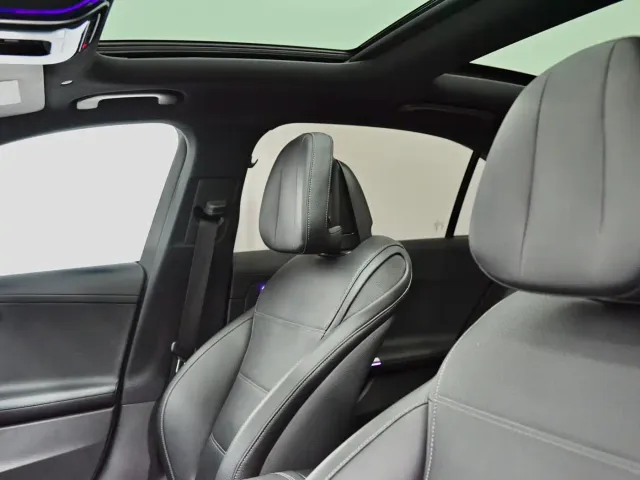 Mercedes-Benz C-Class — Фото автомобиля 14