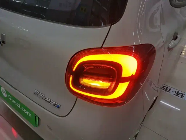 Wuling Hongguang Mini EV — Фото автомобиля 7