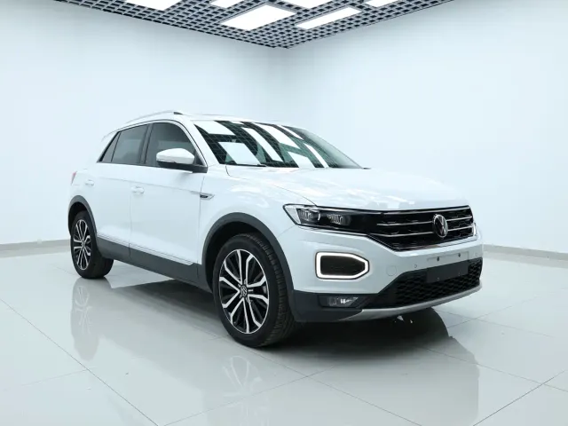 Volkswagen T-Roc — Фото автомобиля 2