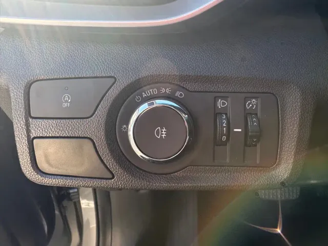 Chevrolet Orlando — Фото автомобиля 12