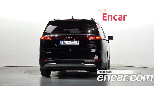 Kia Carnival 4th Gen — Фото автомобиля 4