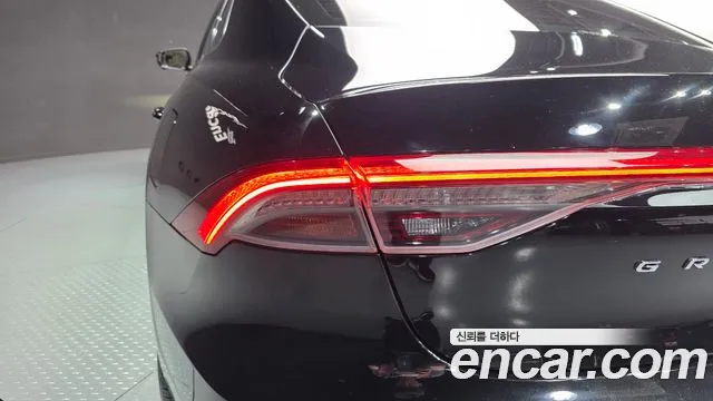 Hyundai Grandeur Grandeur (New) Hybrid — Фото автомобиля 8