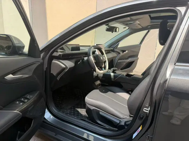 Changan Eado — Фото автомобиля 5